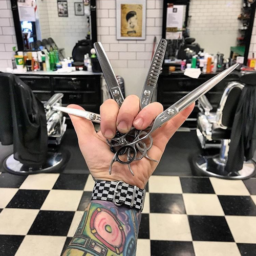 A-Guide-to-Finding-the-Right-Fit-For-Your-First-Barbershop-or-Salon1