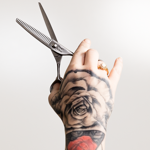 What's-Wrong-What's-Wrong-With-My-Scissors-How-to-Check-Clean-and-Maintain-Your-Hattori-Hanzo-Shears5-My-Scissors-How-to-Check-Clean-and-Maintain-Your-Hattori-Hanzo-Shears4