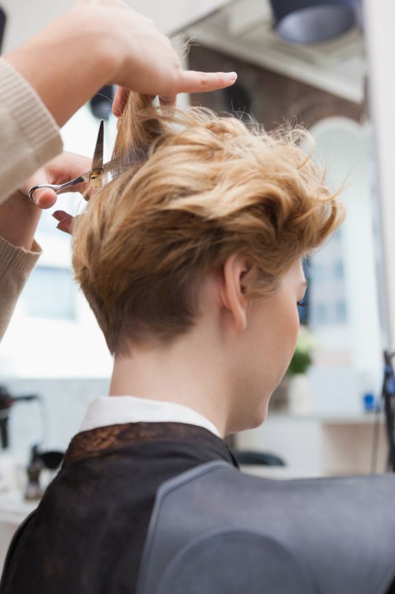 Easy Pixie Haircut Tutorial for Beginner Barbers and Stylists