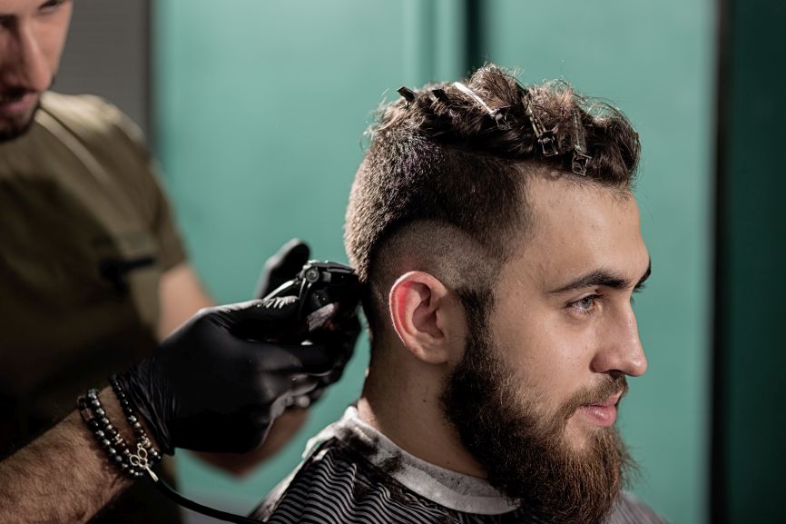 Cutting a Mohawk Haircut? Here’s How to Get It Right Every Time