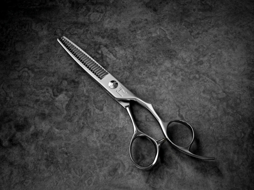 best scissors to use when cutting flat top